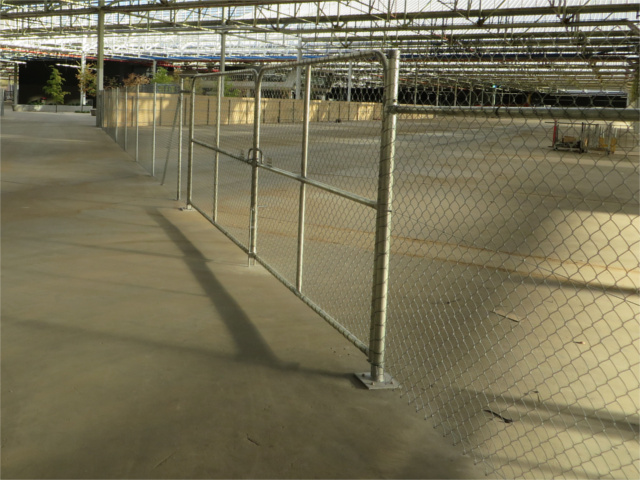 Base Plated Chain Mesh Fence